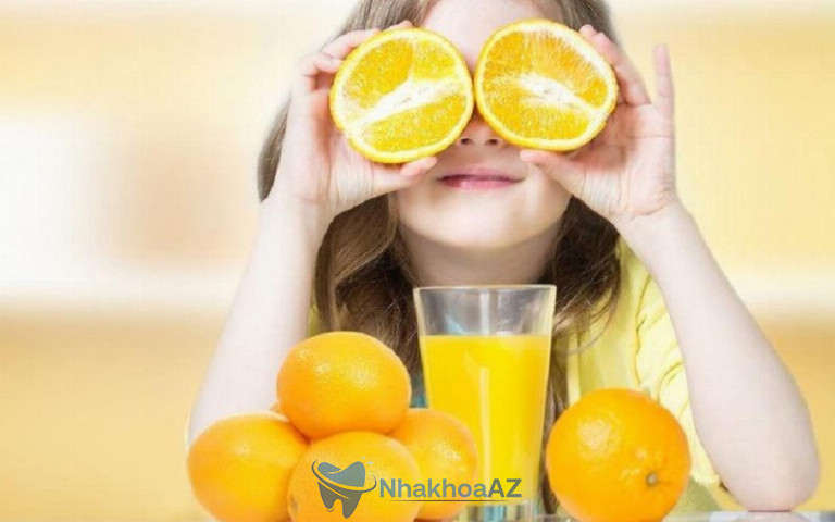 Vitamin C có vai trò giúp việc tổng hợp collagen diễn ra tốt hơn